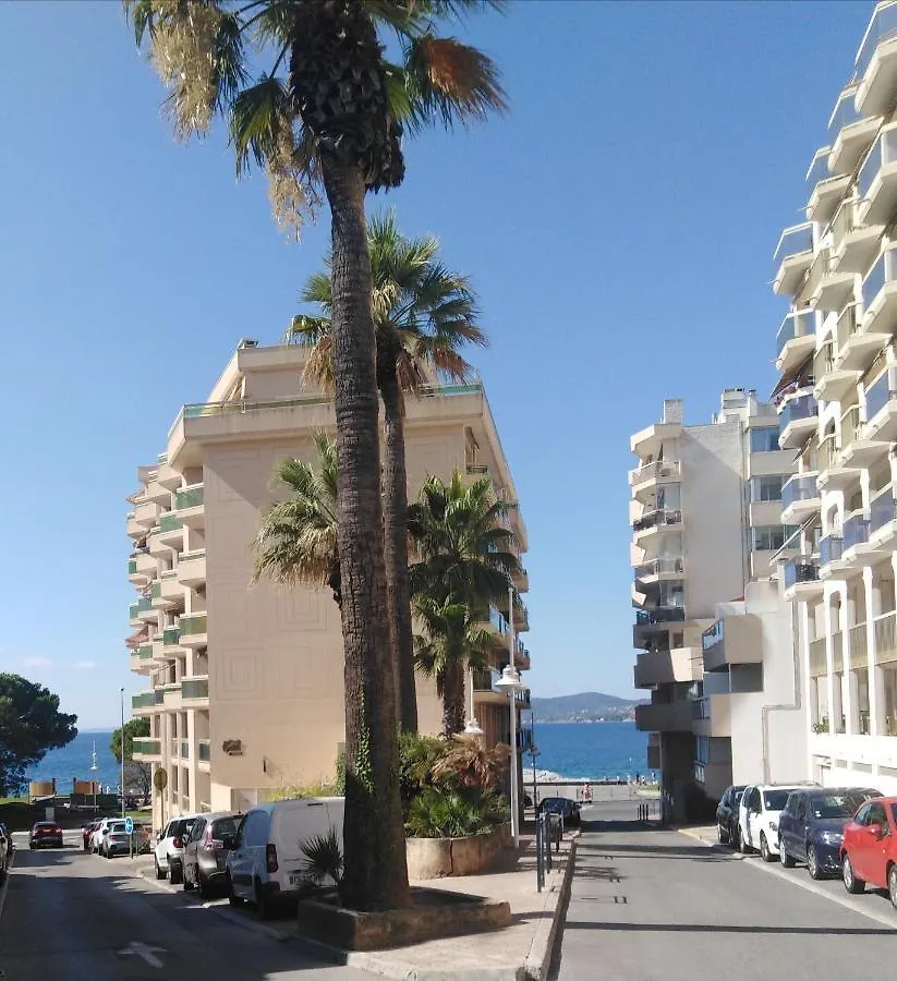 Appartement Vue Mer 75 M2 Saint-Raphael